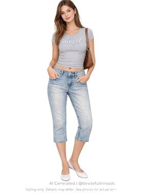 Seven7 Light Wash Crop Jeans Size 4 Y2K Capri Stretch Denim